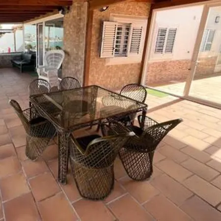 Villa Beachfront Villa San Antonio With Private Heated Pool Bbq In The Heart Of Corralejo By Amazzzing Travel Corralejo